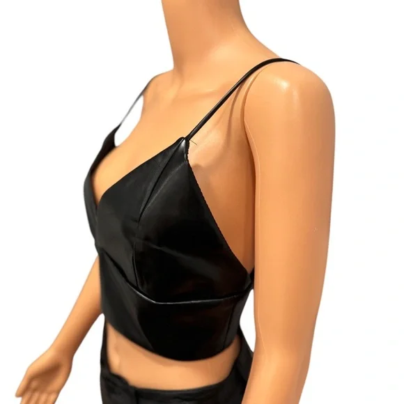 HOUSE OF HARLOW 1960 Vegan Faux Leather Bralette Black Crop Top NWT 8 - Picture 4 of 9